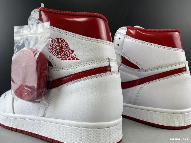 (2017) Retro 1 Red 555088-103 Jordan Air Metallic 0716